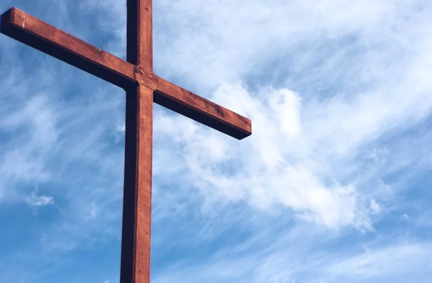Digital Missionaries Win Vatican’s Blessing, Redefining Social Influence